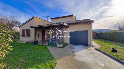 Maison - 81 m² - 4 pièces