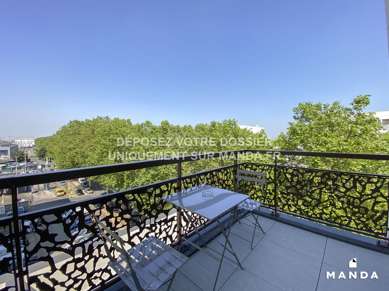 Chambre - 10 m² - 4 pièces