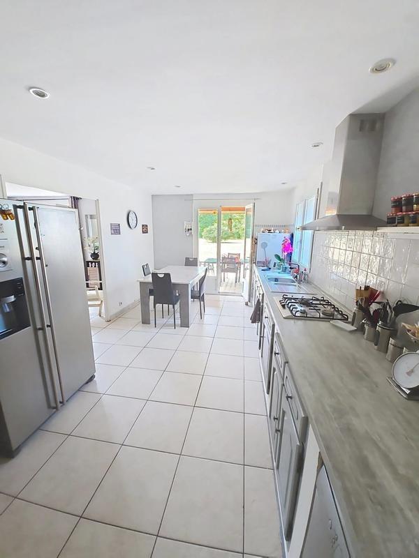 Maison - 147 m² - 6 pièces