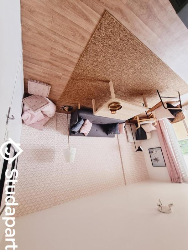 Chambre - 14 m² - 1 pièce