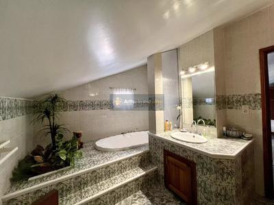 Maison - 164 m² - 6 pièces