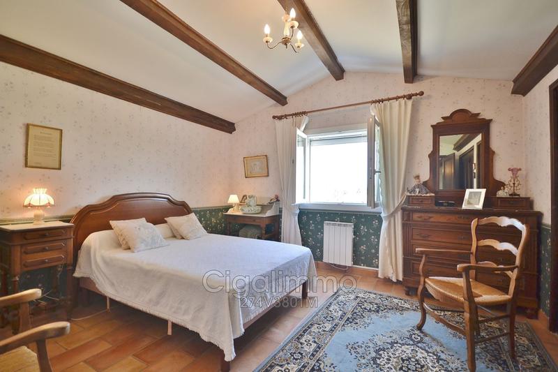 Villa - 151 m² - 6 pièces