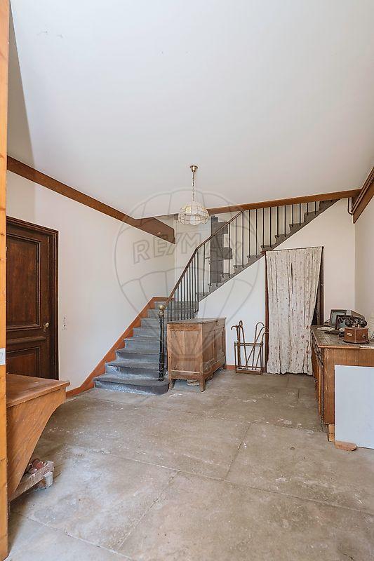 Propriété - 300 m² - 10 pièces