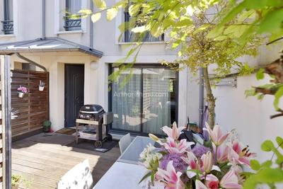 Maison - 109 m² - 6 pièces