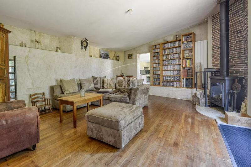 Maison - 140 m² - 5 pièces