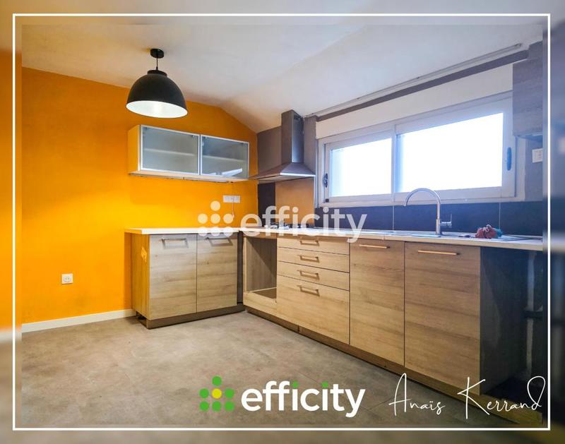 Maison - 100 m² - 5 pièces