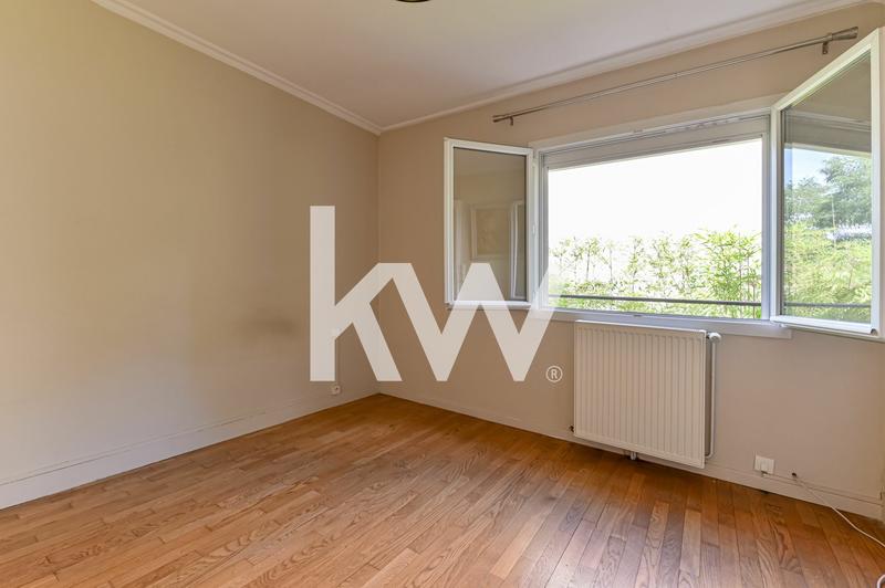 Maison - 135 m² - 8 pièces