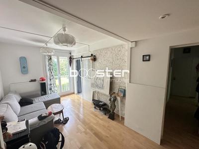 Appartement ancien - 66 m² - 4 pièces