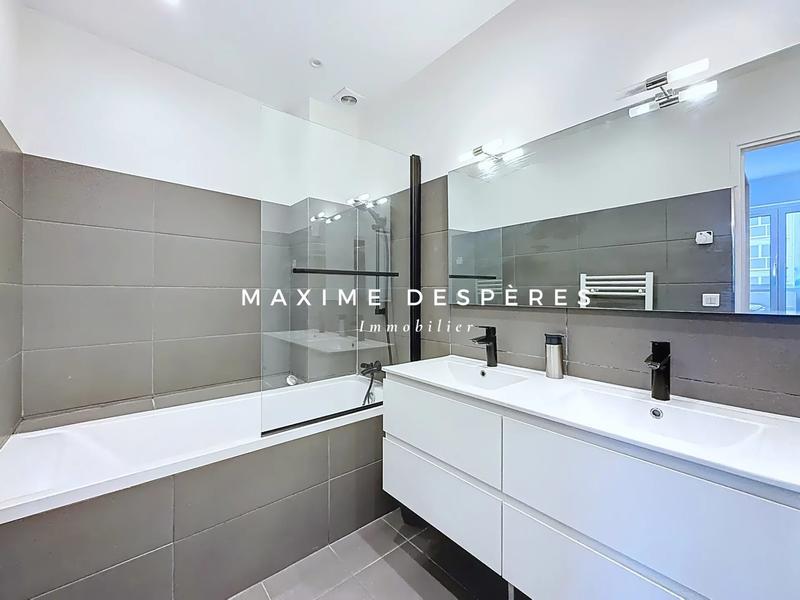 Appartement - 105 m² - 4 pièces