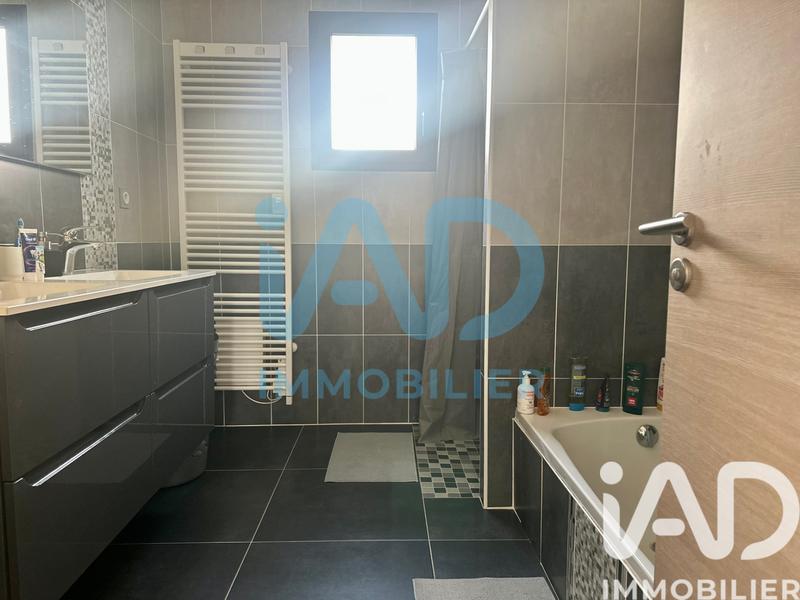 Maison - 98 m² - 4 pièces