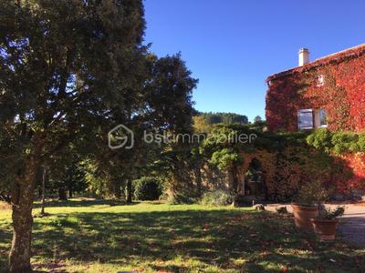 Propriété - 500 m² - 23 pièces