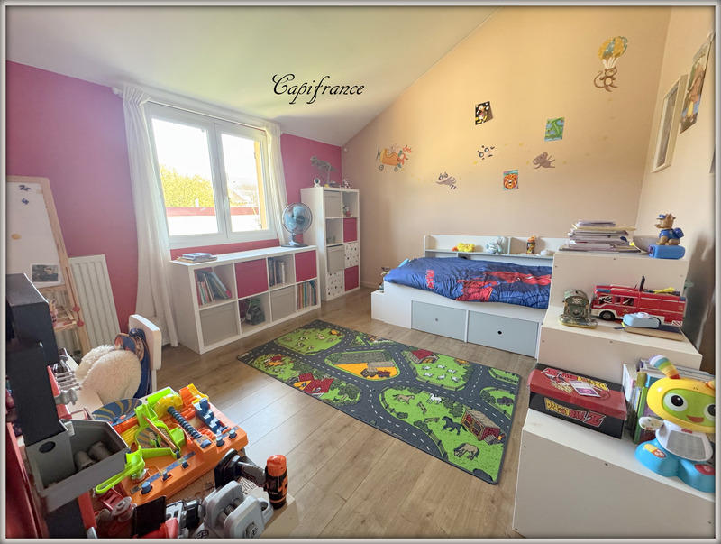 Maison - 133 m² - 6 pièces