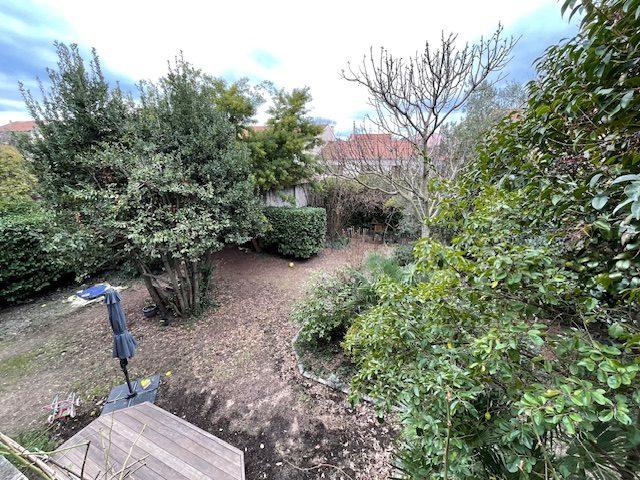 Maison - 195 m² - 8 pièces