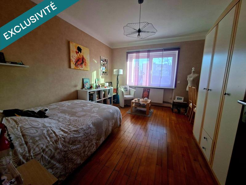 Maison - 200 m² - 7 pièces