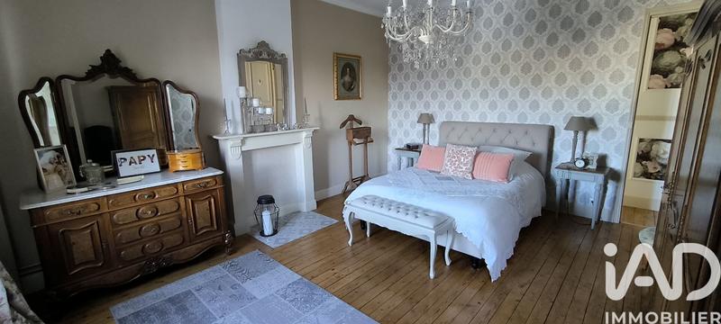 Maison de ville - 180 m² - 8 pièces