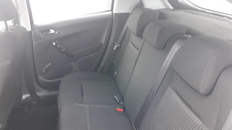 Peugeot 208 1.6 Blue HDi 100 Active - 5 places