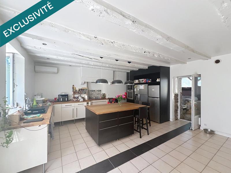 Maison - 167 m² - 7 pièces