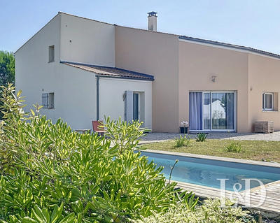 Maison contemporaine - 141 m² - 4 pièces