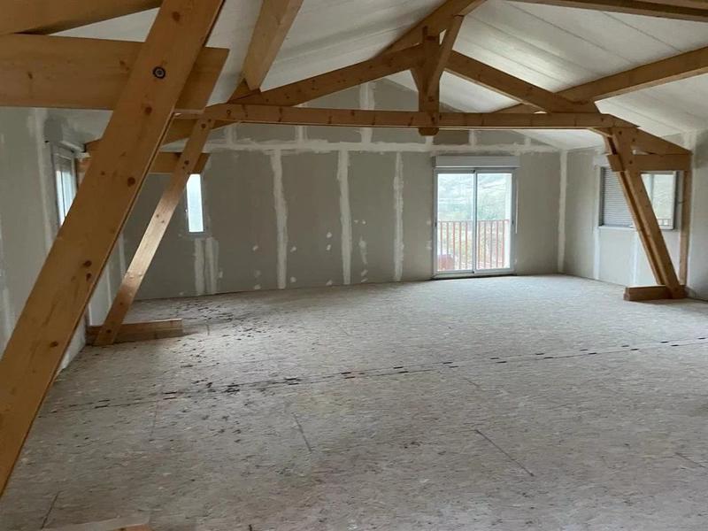 Maison - 166 m² - 5 pièces