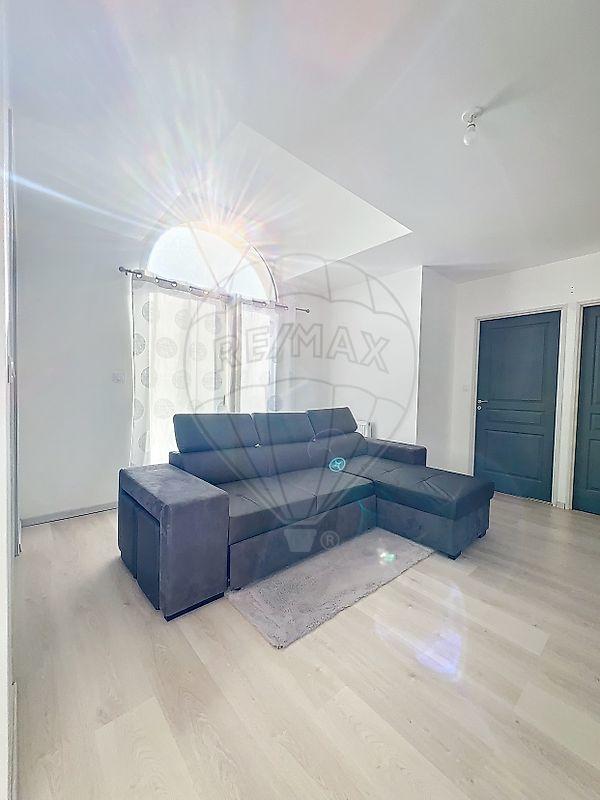 Maison - 185 m² - 6 pièces