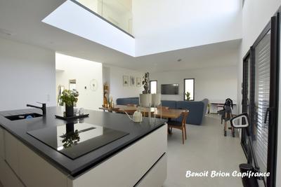 Maison - 188 m² - 6 pièces