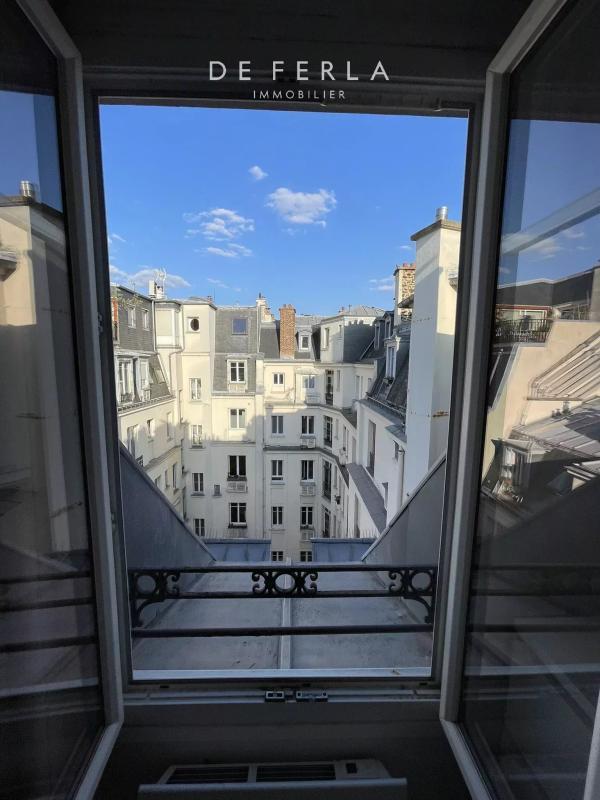 Studio - 10 m² - 1 pièce