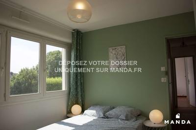 Chambre - 11 m² - 6 pièces