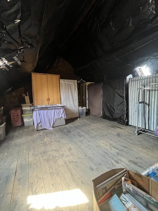 Appartement - 86 m² - 5 pièces