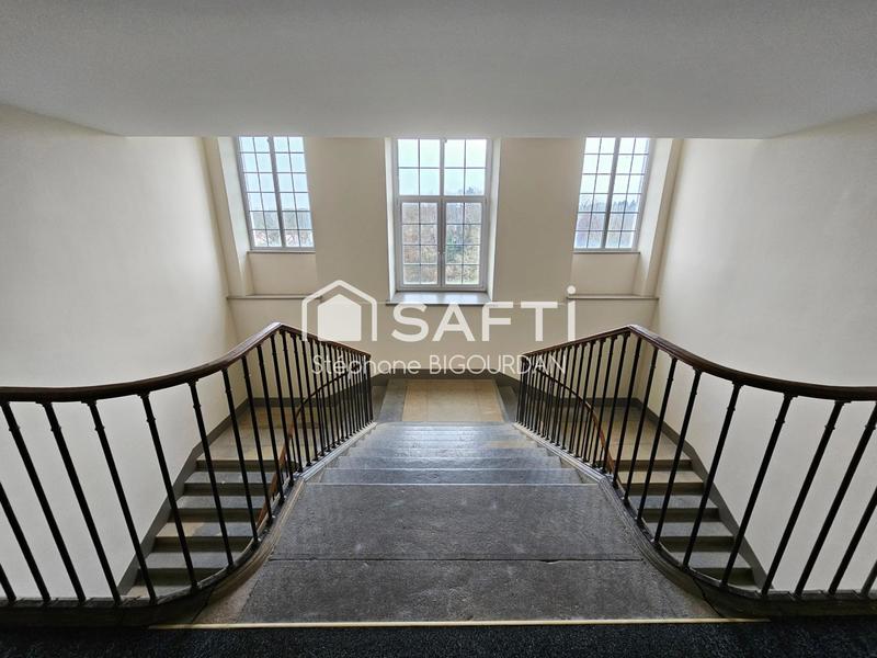 Appartement - 134 m² - 7 pièces