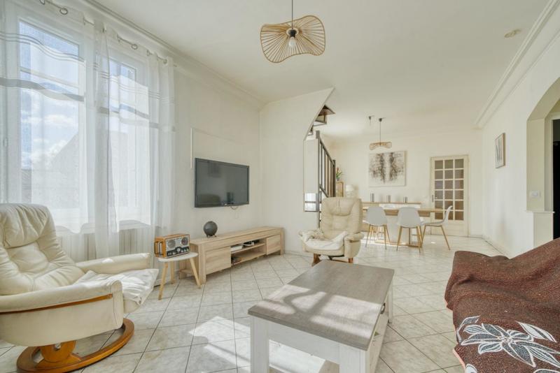 Maison - 106 m² - 4 pièces