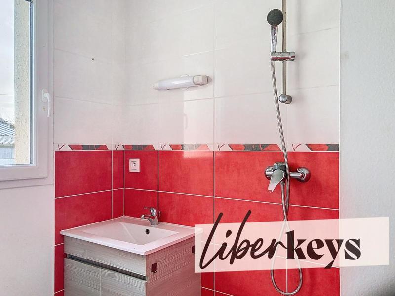 Maison - 165 m² - 8 pièces