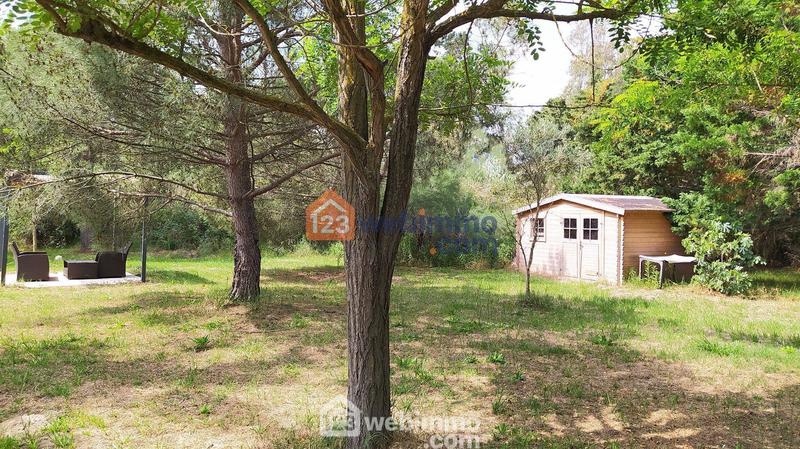 Maison - 320 m² - 10 pièces