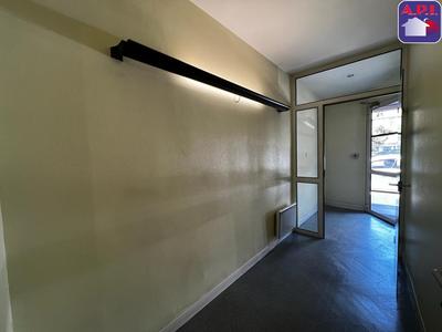 Local d'activités - 40 m²