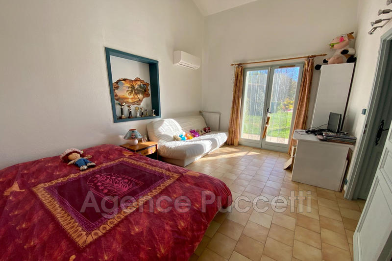 Villa - 165 m² - 5 pièces