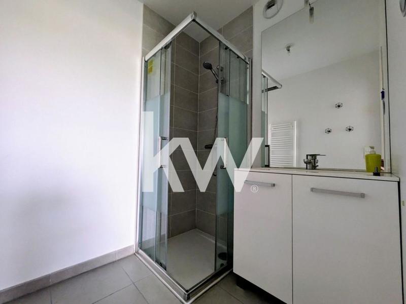 Appartement - 100 m² - 4 pièces