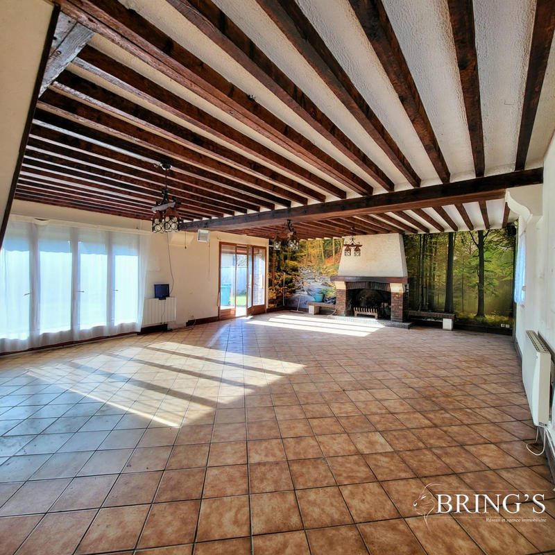 Maison - 203 m² - 11 pièces