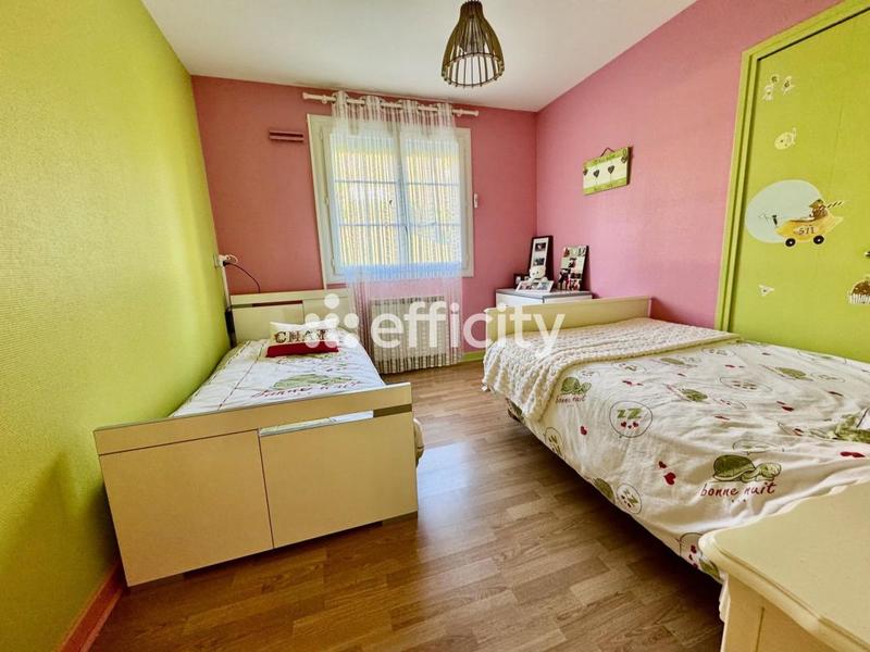 Maison - 160 m² - 8 pièces