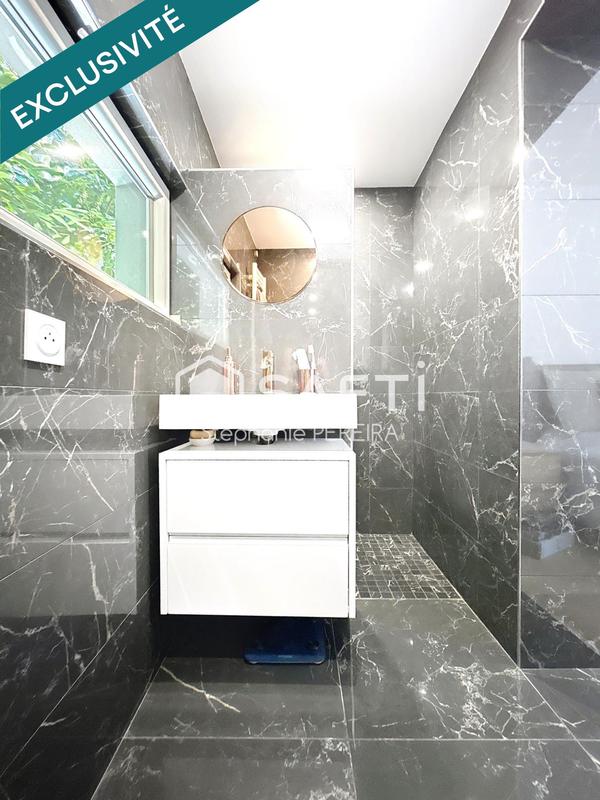 Maison - 157 m² - 7 pièces