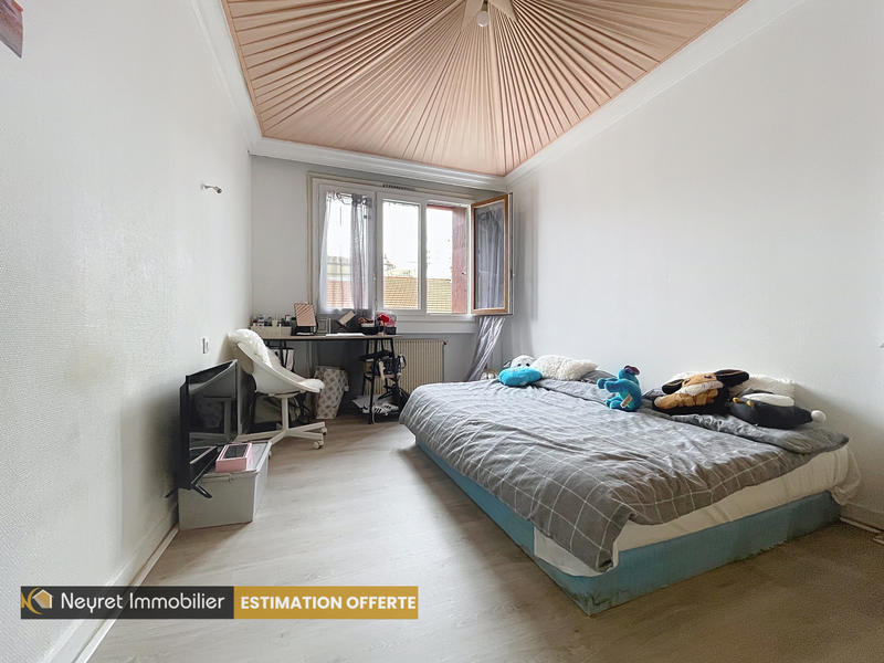 Appartement - 86 m² - 4 pièces