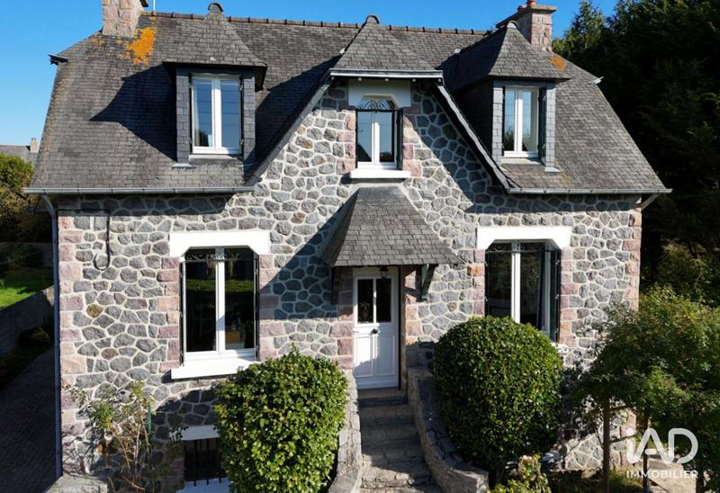 Maison - 96 m² - 4 pièces