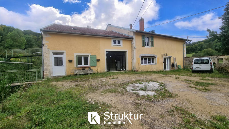 Propriété - 830 m² - 16 pièces