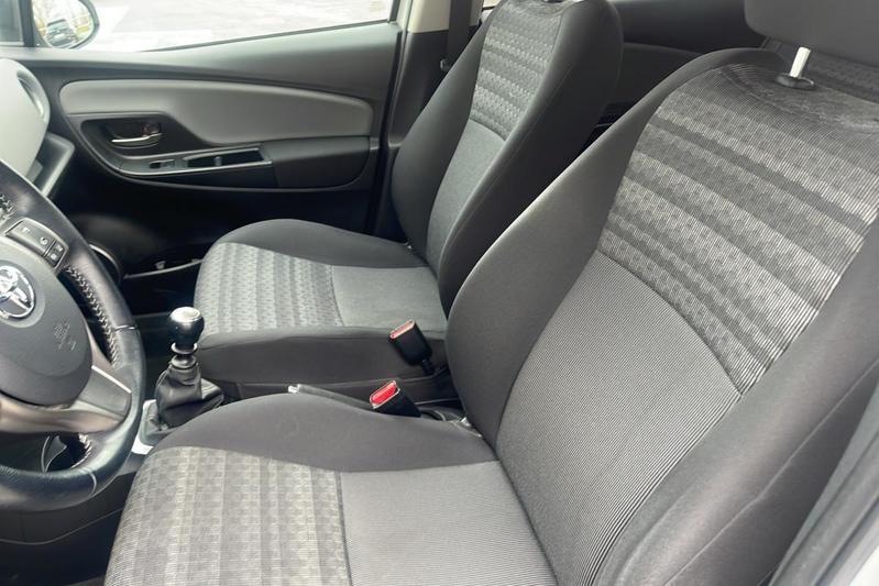 Toyota Yaris 100 Vvt-i Dynamic