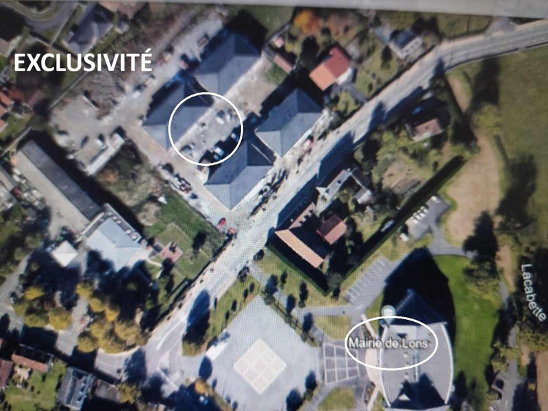 Parking / Garage - 12 m²