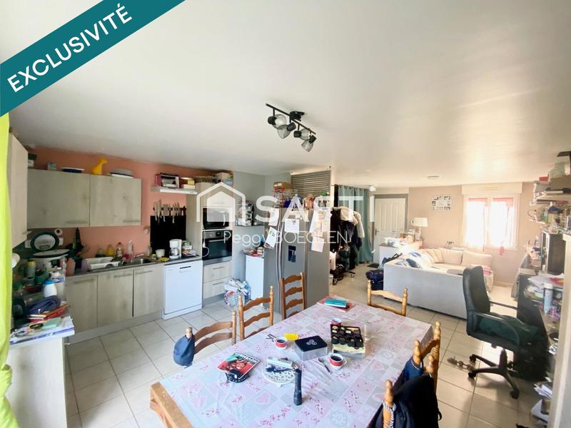 Maison - 99 m² - 5 pièces