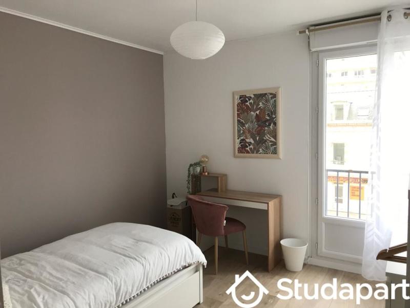 Chambre - 14 m² - 1 pièce