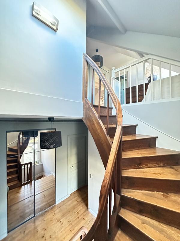 Maison de ville - 160 m² - 6 pièces