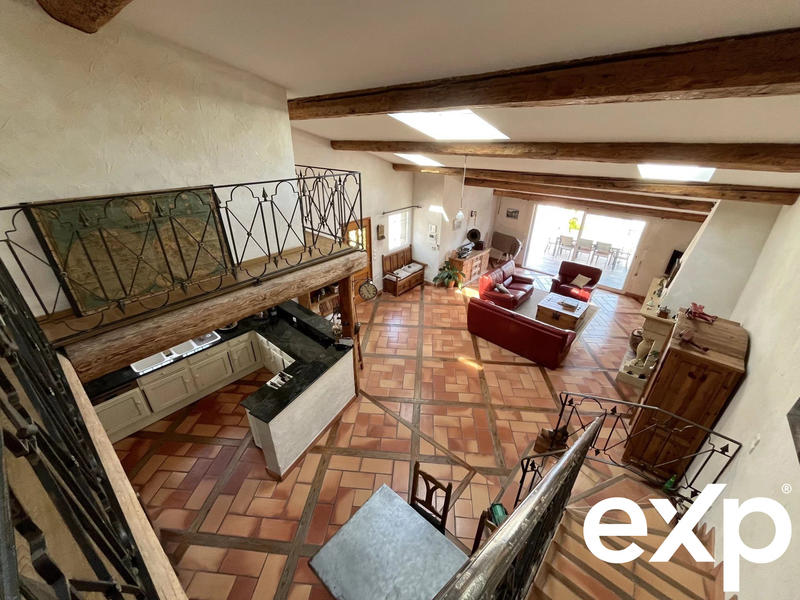 Maison - 193 m² - 5 pièces