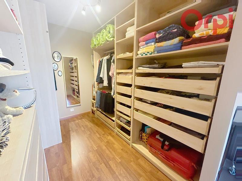 Villa - 181 m² - 5 pièces