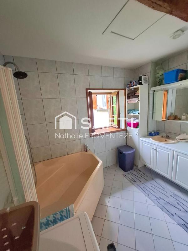 Maison de village - 162 m² - 6 pièces