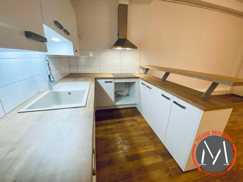 Appartement - 70 m² - 2 pièces